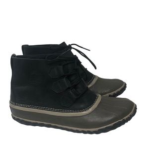 Sorel Out N About Lace-Up Grey Rubber & Black Leather Ankle Duck Boots